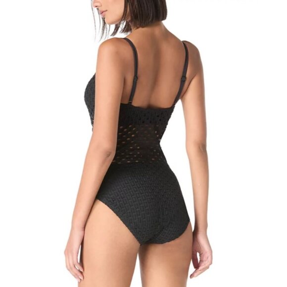 Carmen Marc Valvo swim suit - Never worn - Picture 3 of 10